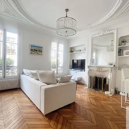 Appartement Charming Typical Parisian In The Heart Of Paris